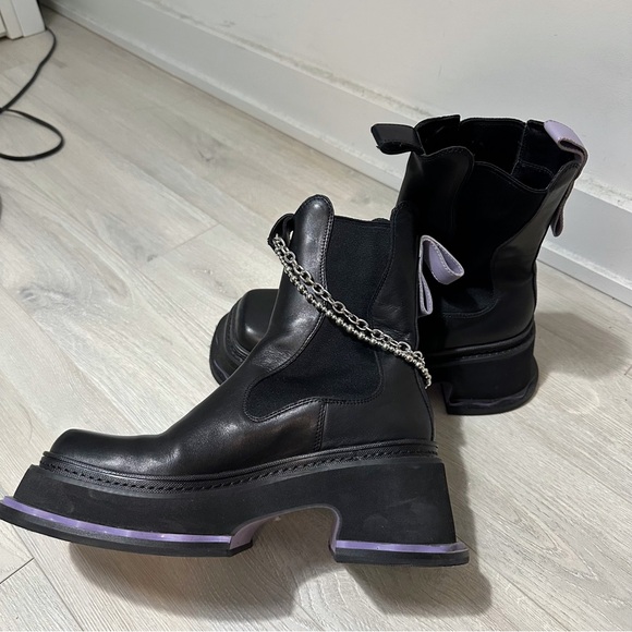 Square cloud boots - Picture 2 of 3